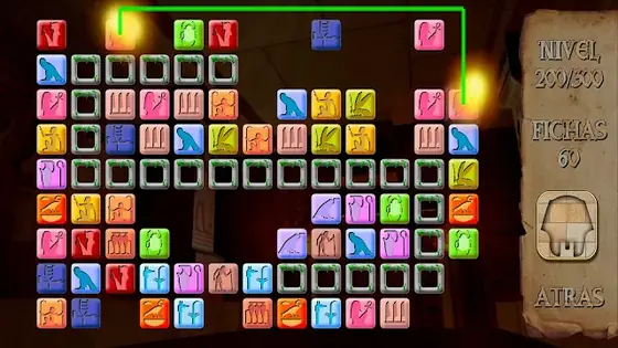 Pyramid Mystery 2 - Puzzles, tablero de fichas de colores con jeroglíficos y el marcador de nivel a la derecha